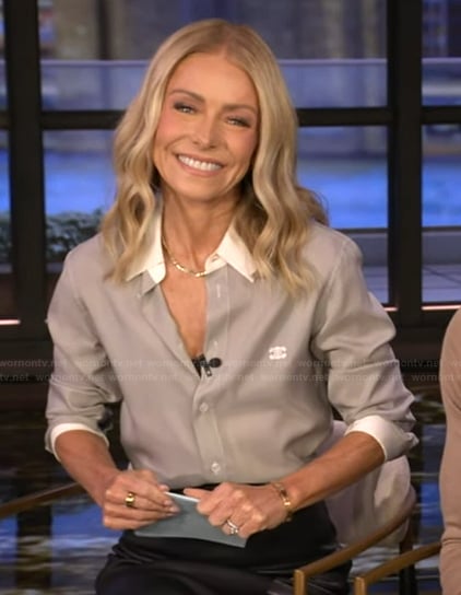 Kelly's gray logo shirt on Live with Kelly and Mark