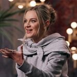 Kelsea Ballerini’s grey tie detail sweatshirt on The Voice
