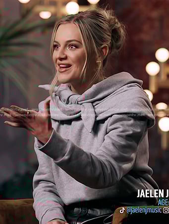 Kelsea Ballerini’s grey tie detail sweatshirt on The Voice