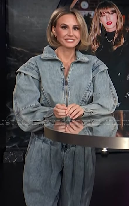 Keltie's denim jacket and jeans on E! News