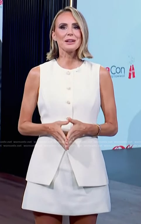 Keltie’s white layered mini dress on E! News
