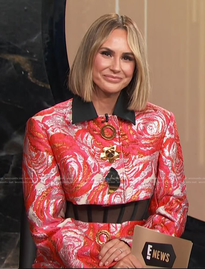 Keltie's red rose jacquard jacket and mini skirt on E! News