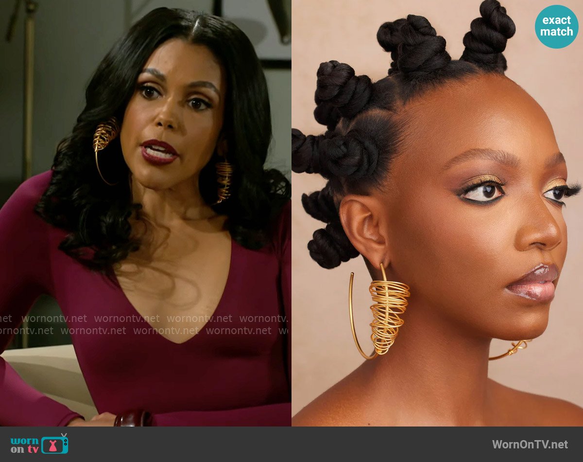 Khoi Enyo Hoops worn by Dani Dupree (Karla Mosley) on Beyond the Gates