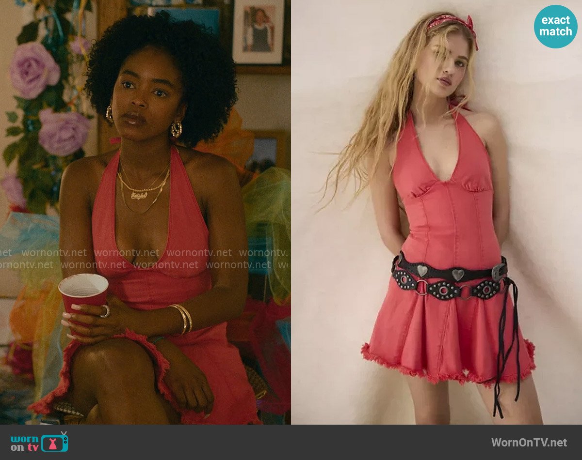 Kimchi Blue at Urban Outfitters Hailey Halter Denim Dress worn by Keisha Clark (Lovie Simone) on Forever
