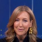 Lara’s gold earrings on Good Morning America