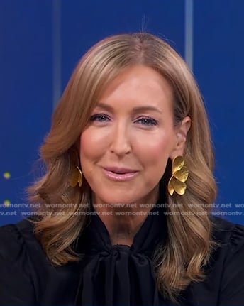 Lara’s gold earrings on Good Morning America