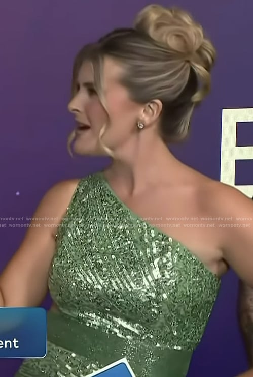 Lauren Herbert's green sequin gown on Access Hollywood