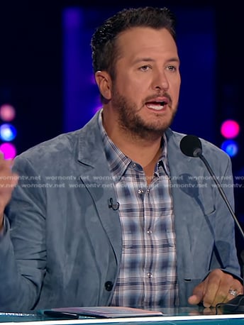 Luke Bryan’s blue suede blazer on American Idol
