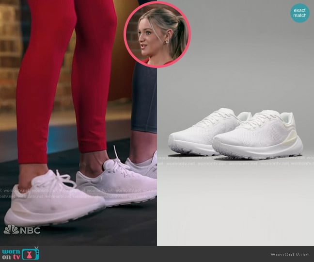 Lululemon Beyondfeel Running Shoe worn by Kelsea Ballerini on The Voice
