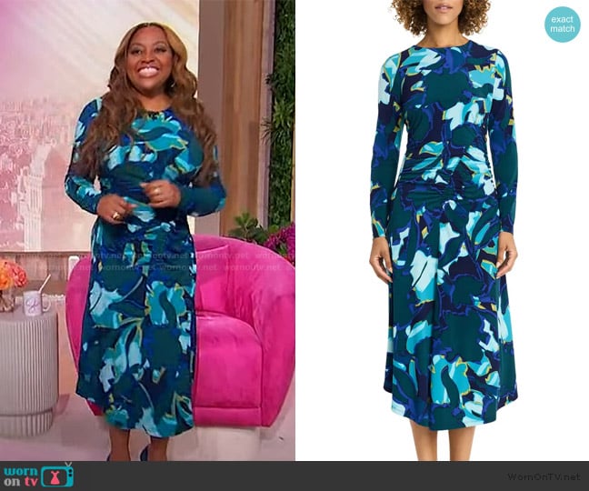 Maggy London Ruched Long Sleeve Midi Dress worn by Sherri Shepherd on Sherri