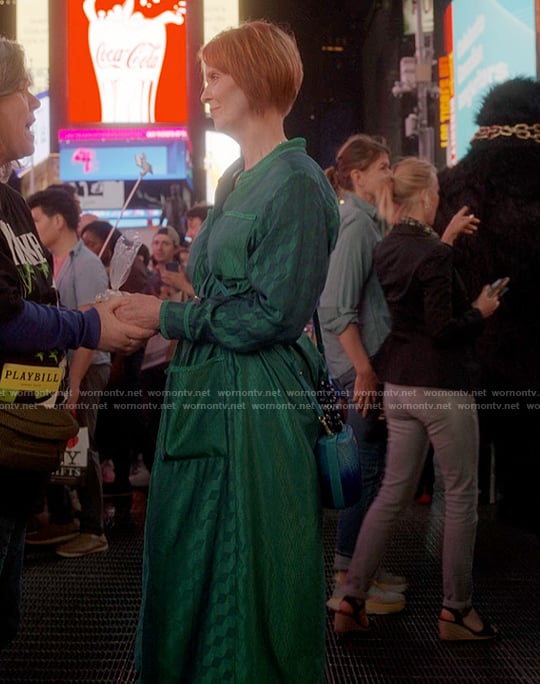 Miranda's blue ombre straw bag on And Just Like That