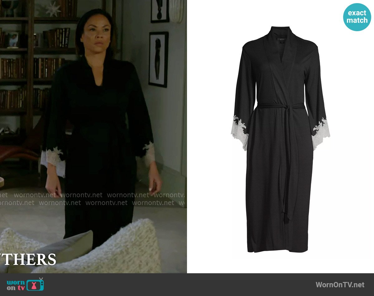 Natori Luxe Shangri-La Robe worn by Nicole Dupree Richardson (Daphnee Duplaix) on Beyond the Gates