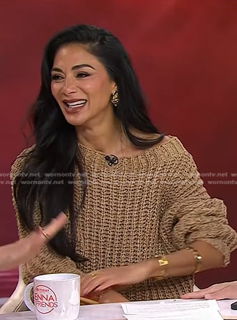 Nicole Scherzinger’s brown off-shoulder knit sweater and skirt on Today