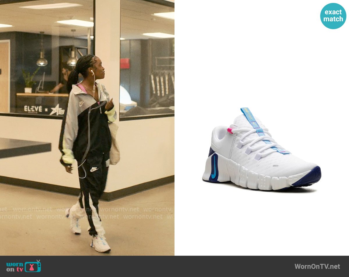 Nike Free Metcon 5 White/Aquarius Blue sneakers worn by Keisha Clark (Lovie Simone) on Forever