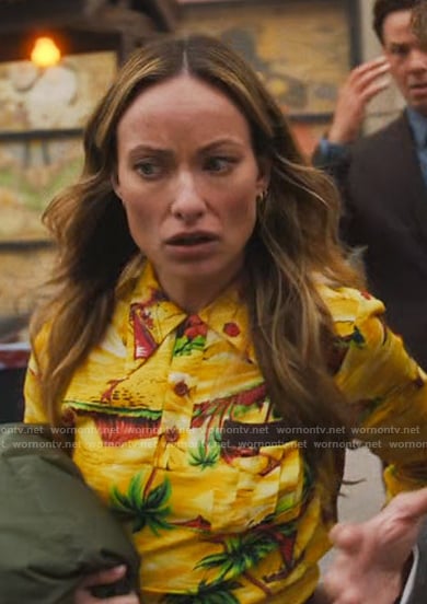 Olivia's Hawaiian printed shirt on The Studio