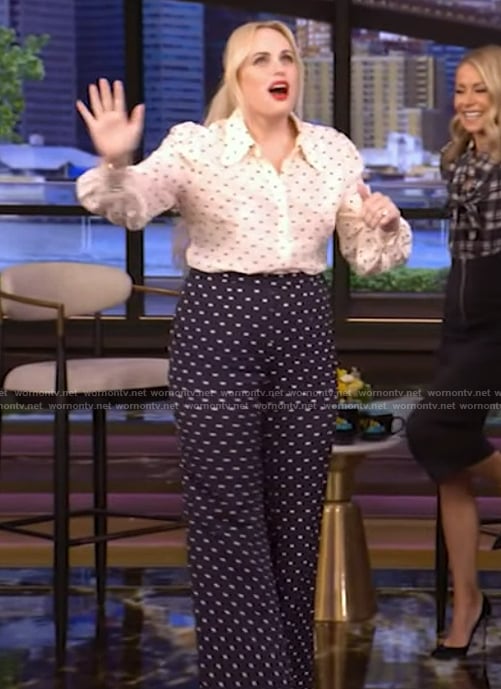 Rebel Wilson’s contrast polka dot print top and pants on Live with Kelly and Mark