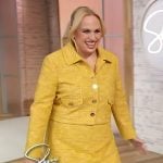 Rebel Wilson’s yellow tweed jacket and skirt on Sherri