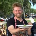 Richard Blais’s pink floral apron on Today
