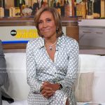 Robin’s grey printed shirtderss on Good Morning America