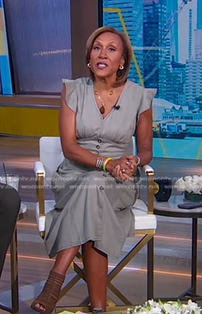 Robin’s grey v-neck button front dress on Good Morning America