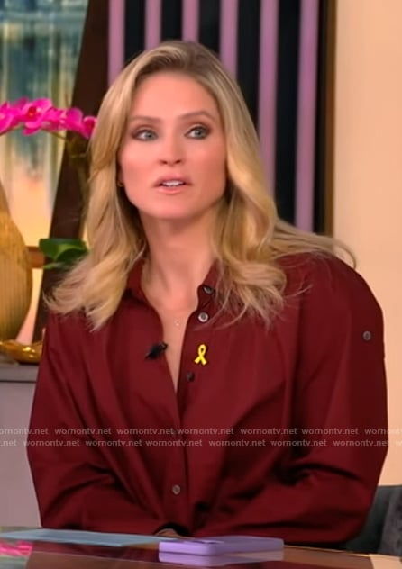 Sara's maroon button down shirt and shorts on The View