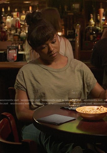 Simone’s olive green tee on Greys Anatomy