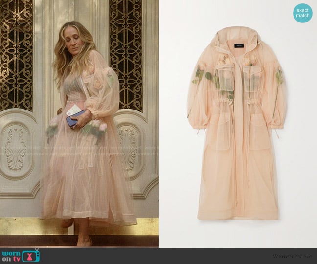Simone Rocha Floral-embellished Tulle Parka In Neutrals worn by Carrie Bradshaw (Sarah Jessica Parker) on And Just Like That