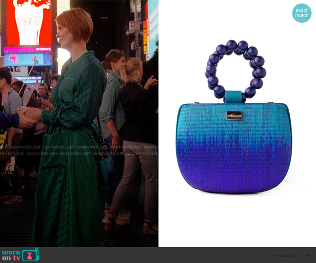 Soli & Sun The Maria Blue Woven Straw Bead Top Handle worn by Miranda Hobbs (Cynthia Nixon) on And Just Like That