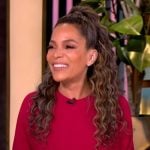 Sunny’s pink puff sleeve dress on The View