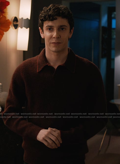 Teddy’s maroon knit collared sweater on Elsbeth