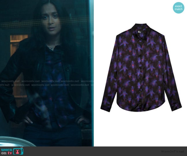 Mango Ruffled cotton top worn by Nadia (Amy-Leigh Hickman) on You