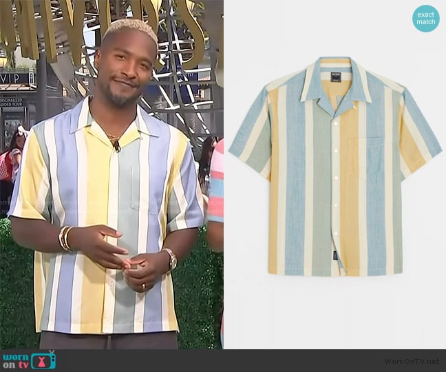 Todd Snyder Cropped Rayon Capri Shirt worn by Scott Evans on Access Hollywood
