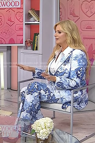 Trisha Yearwood’s blue print blazer and pant suit on Today
