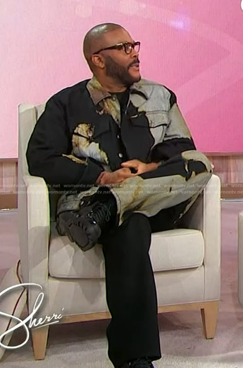 Tyler Perry’s black tie dye shirt and pants on Sherri