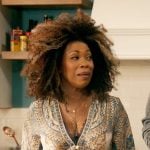 Vi’s printed v-neck maxi dress on The Equalizer