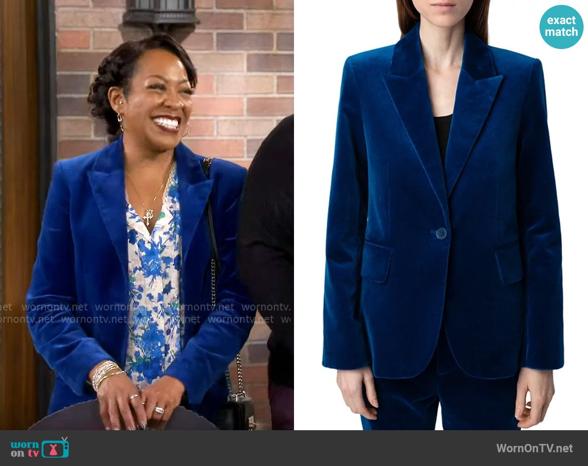 Zadig & Voltaire Vavy Velvet Blazer worn by Tina Butler (Tichina Arnold) on The Neighborhood
