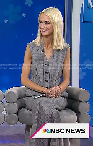 Zanna Roberts Rassi's grey houndstooth vest and pants on Today