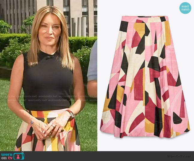 Zara Printed Midi Skirt worn by Kit Hoover on Access Hollywood
