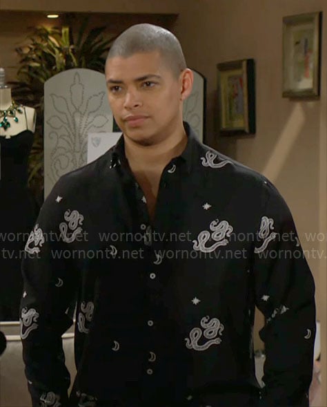 Zende’s black snake shirt on The Bold and the Beautiful