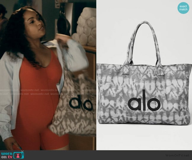 Alo Yoga Tie Dye Gray Large Tote Bag worn by Tiffany (Hannaha Hall) on The Chi
