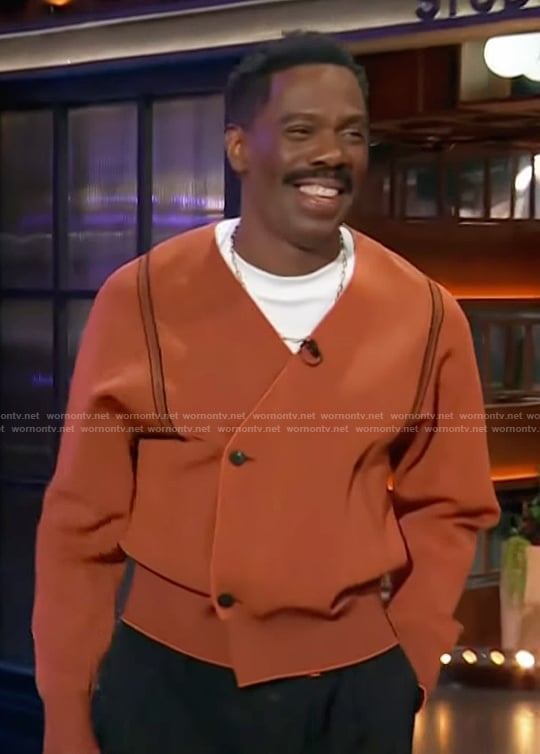 Colman Domingo's orange cardigan on The Kelly Clarkson Show