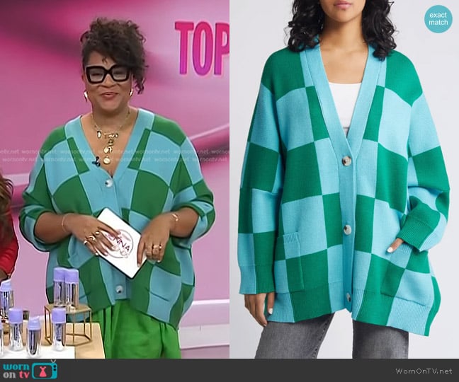 Dressed in Lala Love You Oversize Checkerboard Cardigan worn by Julee Wilson on Today
