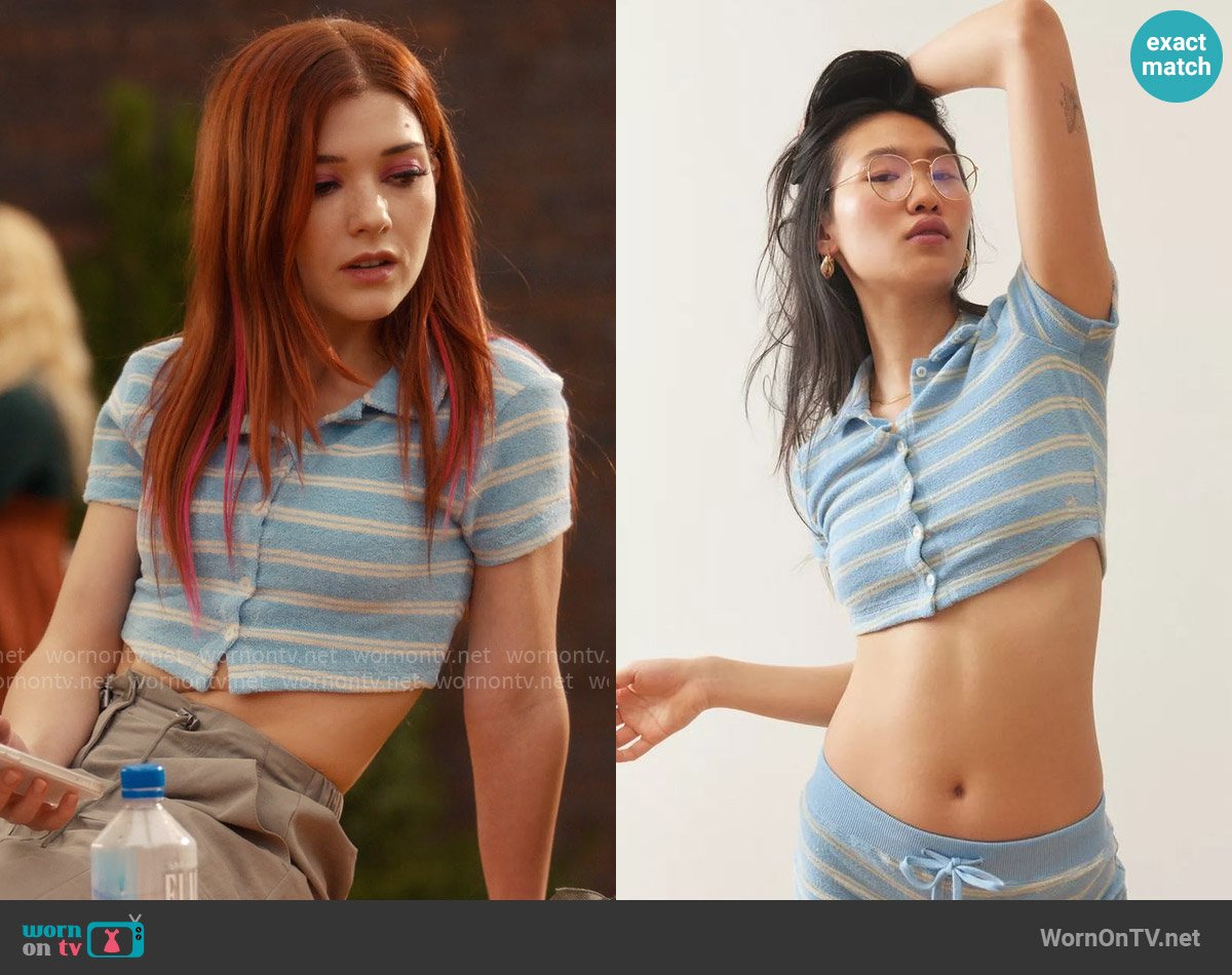 Out From Under at Urban Outfitters Airy Terry Cropped Polo Shirt worn by Abby Littman (Katie Douglas) on Ginny & Georgia