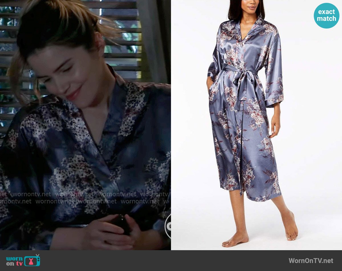 Thalia Sodi Printed Woven Long Wrap Robe worn by Sasha Gilmore (Sofia Mattsson) on General Hospital