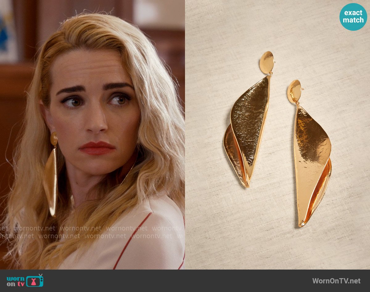 Aures + Argent Wave Statement Earrings worn by Georgia Miller (Brianne Howey) on Ginny & Georgia