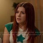 Abby’s green star t-shirt on Ginny & Georgia
