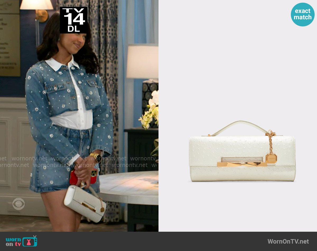 Aldo Novie Ivory Bag worn by Kat Richardson (Colby Muhammad) on Beyond the Gates