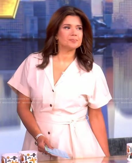 Ana’s white shirtdress on The View
