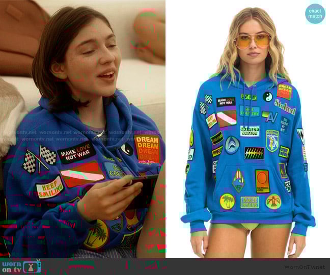 Aviator Nation Vintage Patch Pullover Hoodie worn by Rose / Rock Goldenblatt (Alexa Swinton) on And Just Like That