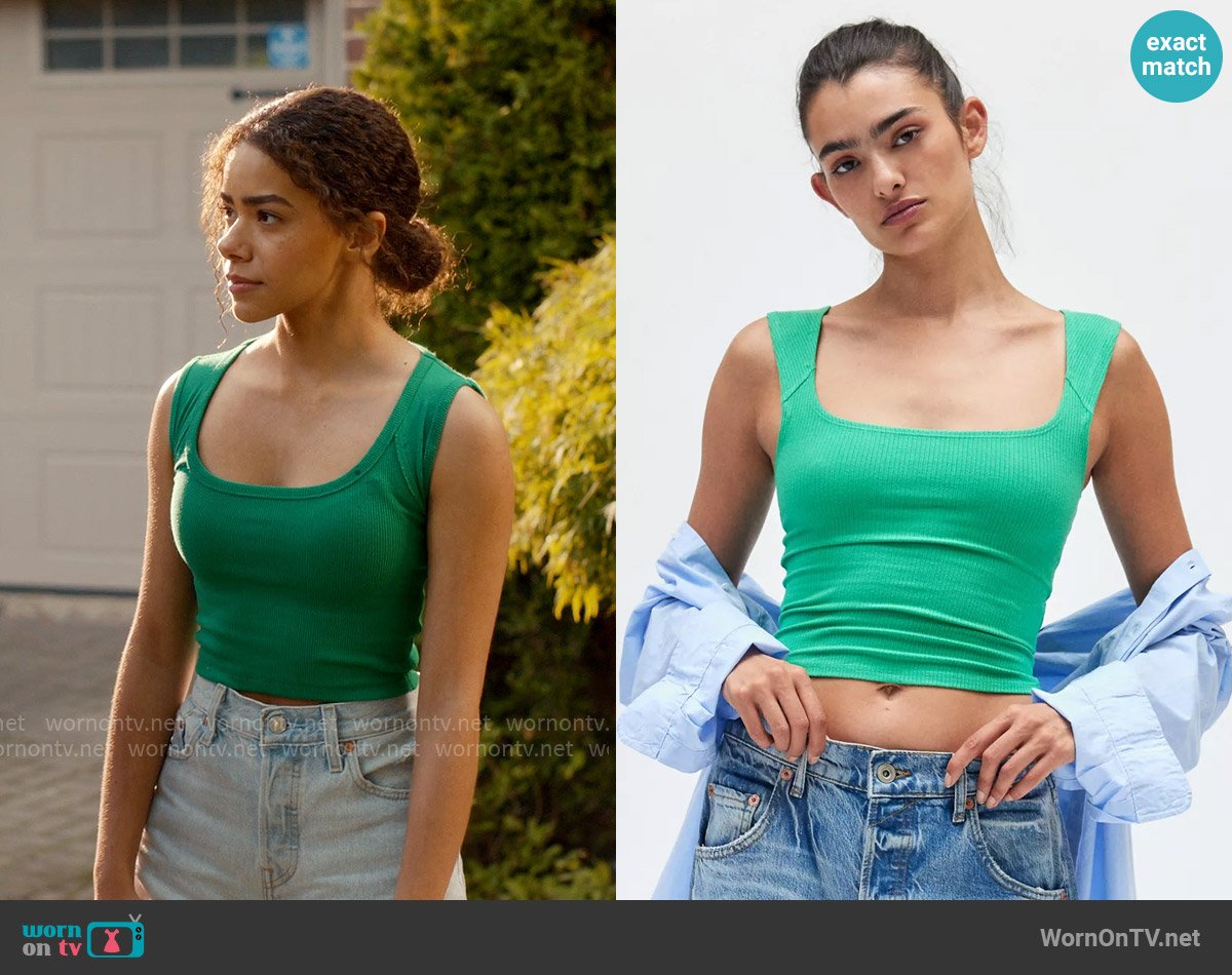 BDG at Urban Outfitters Square Neck Fitted Tank worn by Ginny Miller (Antonia Gentry) on Ginny & Georgia